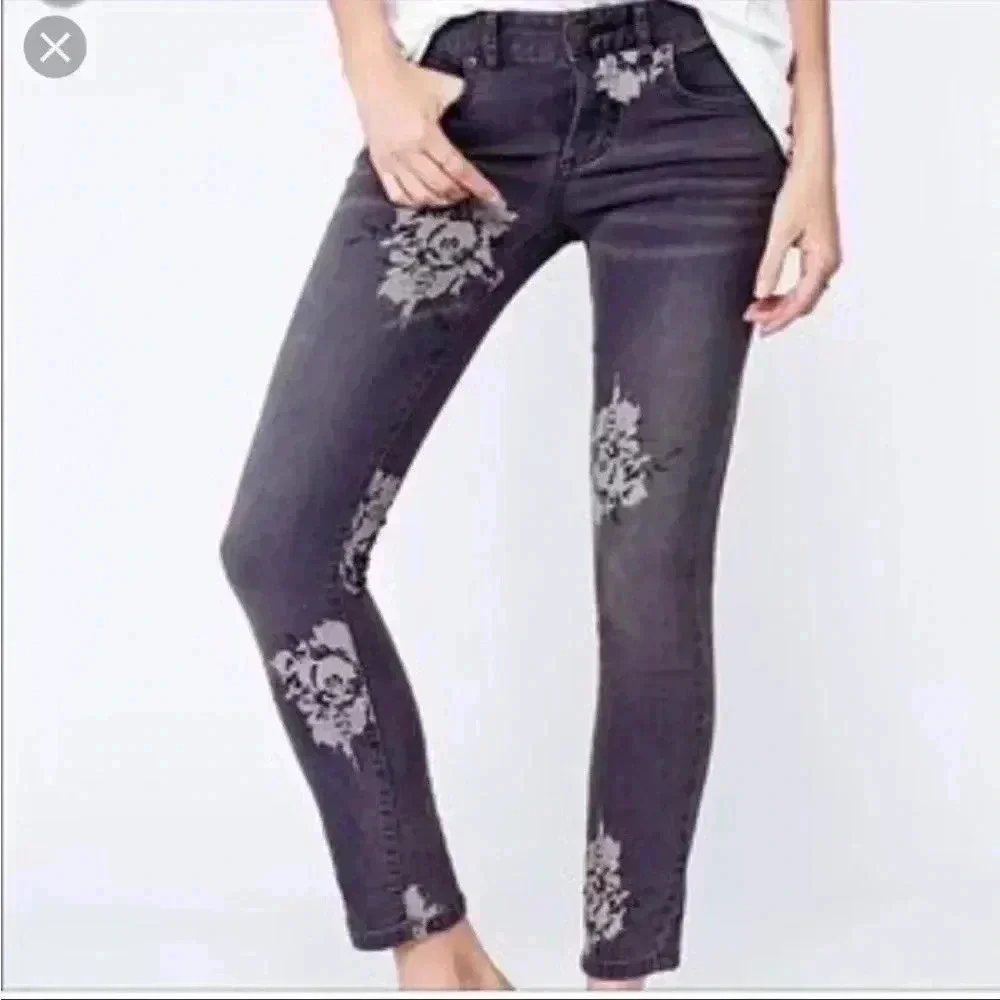 Free People Magnolia Skinny Jeans Gray Floral Sz 25